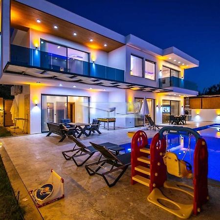 Villa Lycian-Kalkan 3 Bedroom-2 Jakuzzies-Sauna-Turkish Hamam-Huge Private Pool And Lovely Garden Kaş Exterior photo