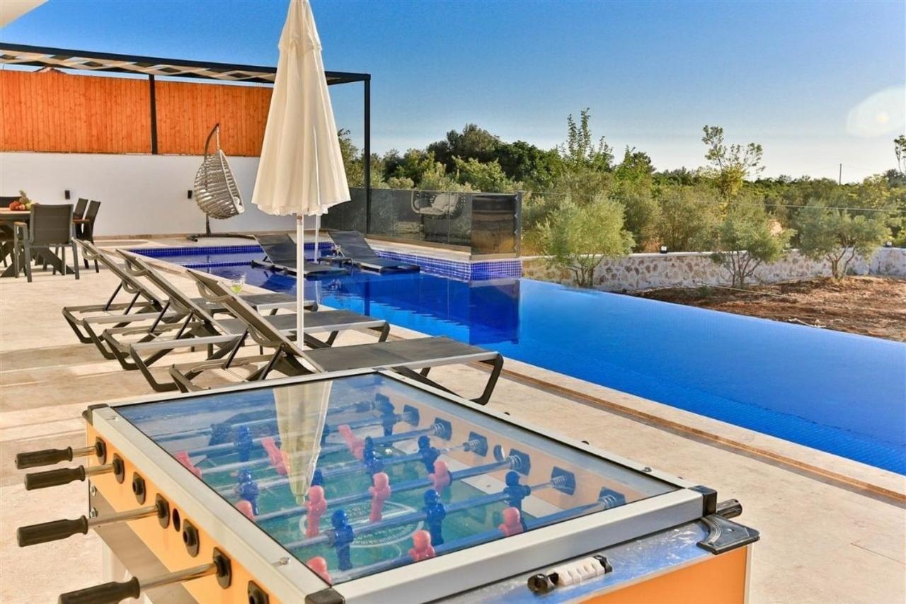 Villa Lycian-Kalkan 3 Bedroom-2 Jakuzzies-Sauna-Turkish Hamam-Huge Private Pool And Lovely Garden Kaş Exterior photo