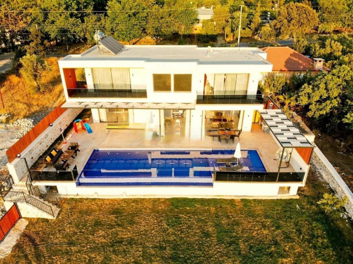 Villa Lycian-Kalkan 3 Bedroom-2 Jakuzzies-Sauna-Turkish Hamam-Huge Private Pool And Lovely Garden Kaş Exterior photo
