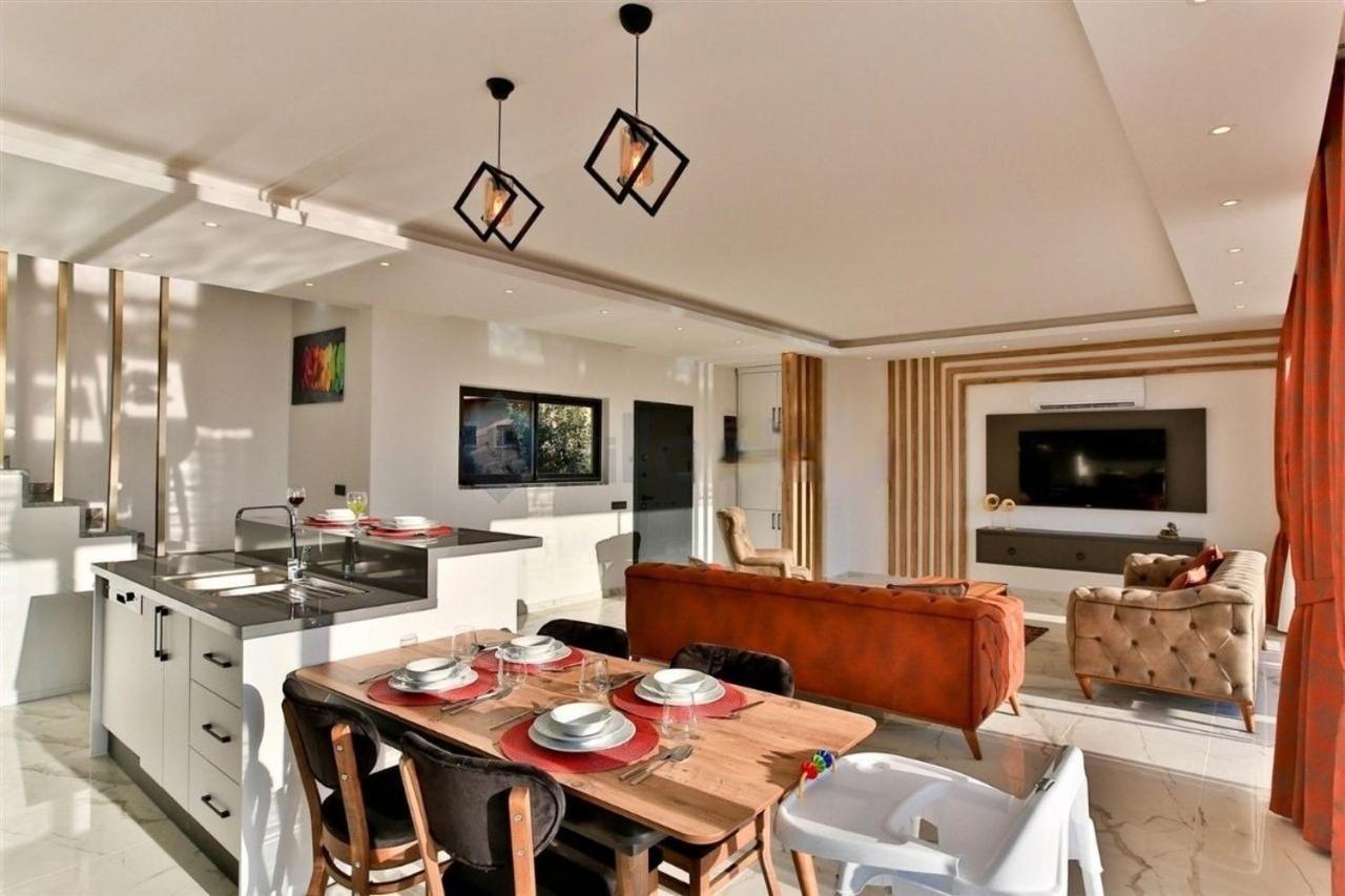 Villa Lycian-Kalkan 3 Bedroom-2 Jakuzzies-Sauna-Turkish Hamam-Huge Private Pool And Lovely Garden Kaş Exterior photo