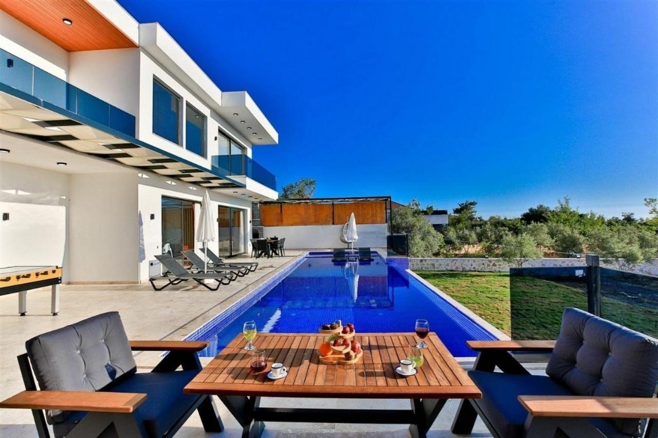 Villa Lycian-Kalkan 3 Bedroom-2 Jakuzzies-Sauna-Turkish Hamam-Huge Private Pool And Lovely Garden Kaş Exterior photo